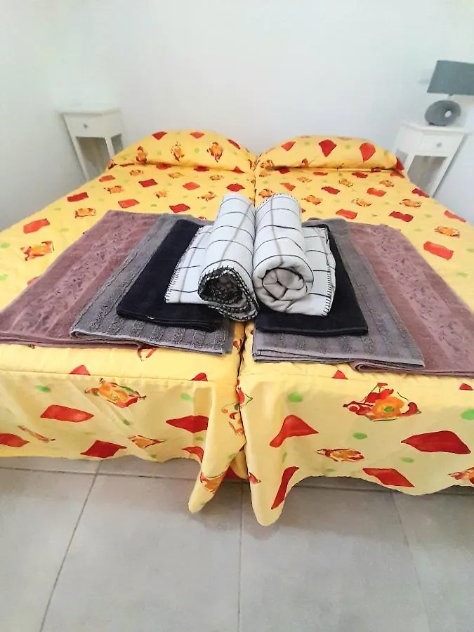 Tropicana One Bedroom Flat T1 In Albufeira Gale Close To 8 Beaches Apartamento